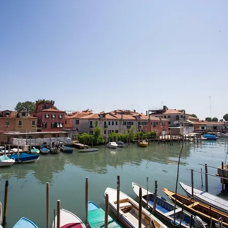 Apartment Appartament Salini Ii - Canal View Venice